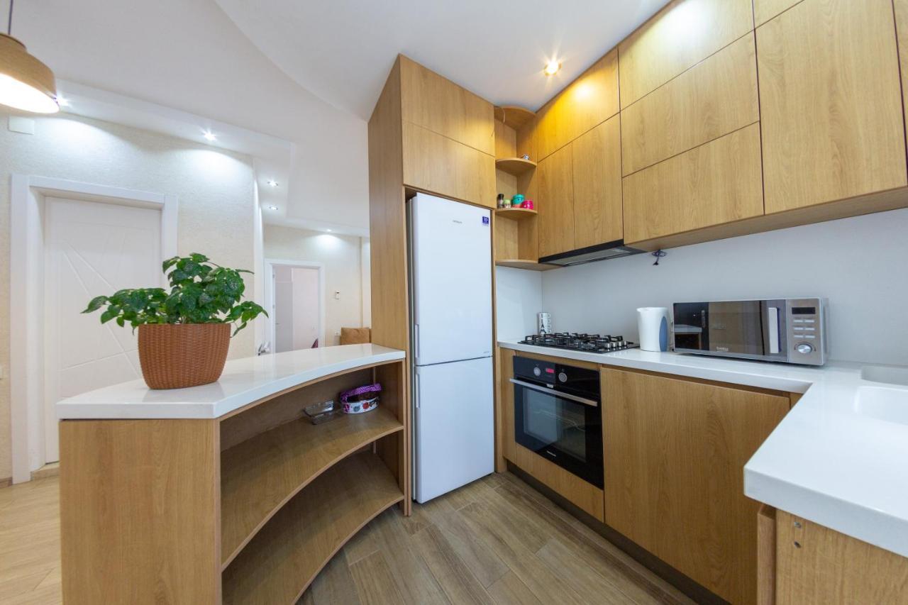 5 Apartment In One Boulding - Near Stadium Batoemi Buitenkant foto
