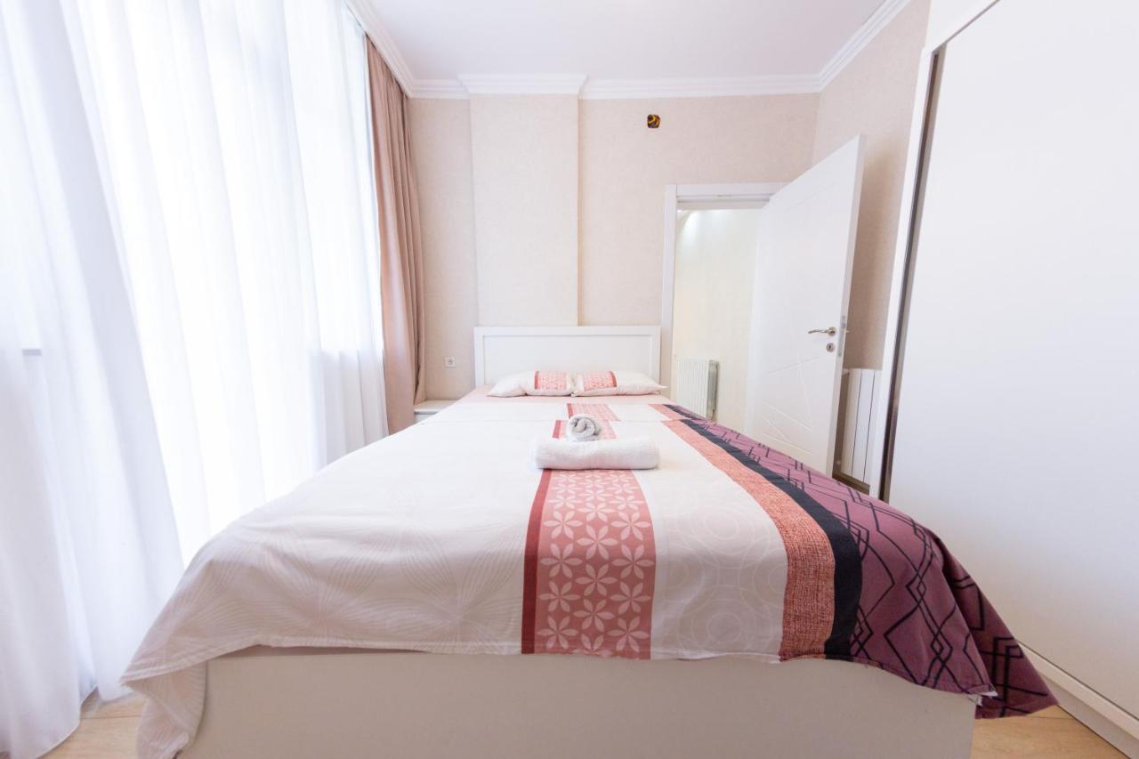5 Apartment In One Boulding - Near Stadium Batoemi Buitenkant foto